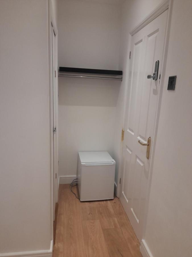 Lovely Home With Full En-Suite Double Bed Rooms Ридинг Экстерьер фото