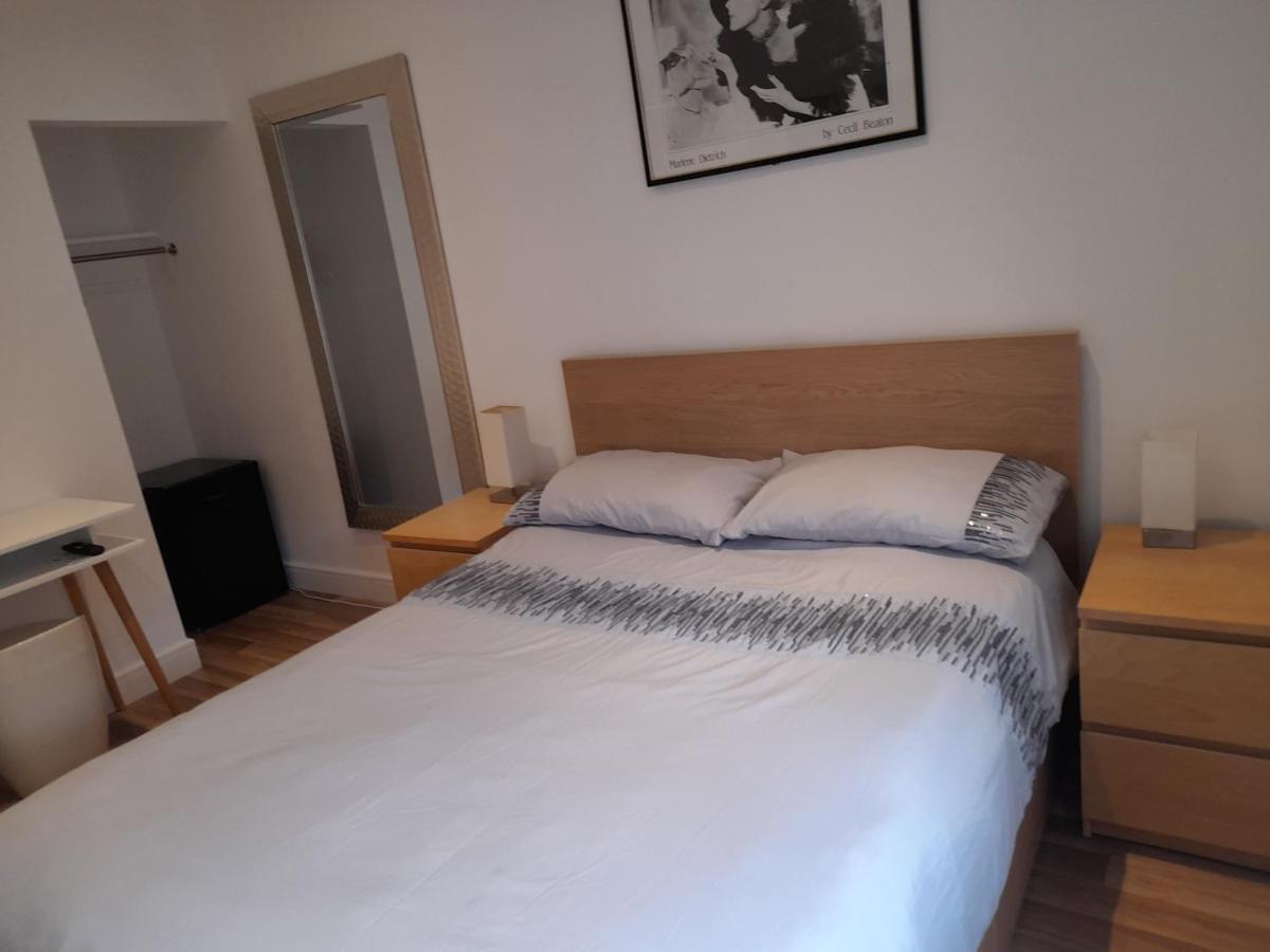 Lovely Home With Full En-Suite Double Bed Rooms Ридинг Экстерьер фото