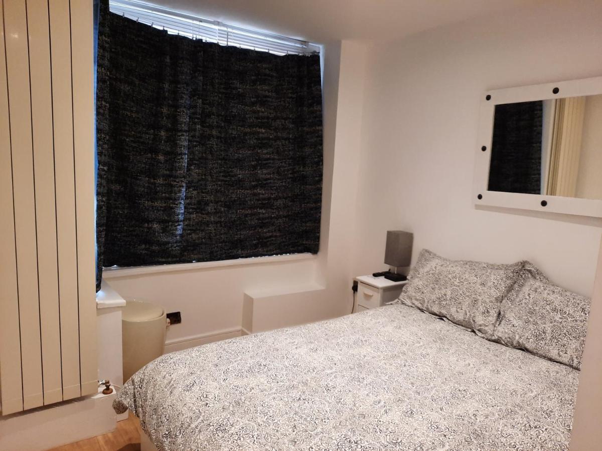 Lovely Home With Full En-Suite Double Bed Rooms Ридинг Экстерьер фото